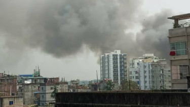 আগুনে চট্টগামের দুই বস্তিতে পুড়লো দুইশ ঘর