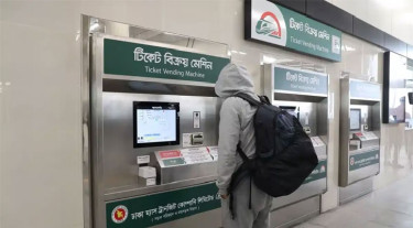 স্টেশনে যাত্রীরাই কাটতে পারবেন ট্রেনের টিকিট
