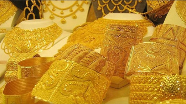 দেশের বাজারে ফের কমলো স্বর্ণের দাম