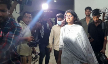 খুলনায় এনসিপির নেতারা, রাত সাড়ে ৯টায় সংবাদ সম্মেলন