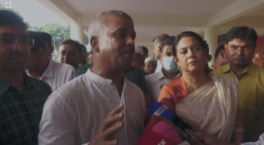সৈয়দপুর বিমানবন্দর সড়কে এনসিপি-বৈষম্যবিরোধী নেতাকর্মীদের অবরোধ