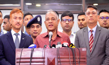 প্রয়োজ‌নে মরদেহ উত্তোলন করে ময়নাতদন্ত করা হ‌বে: স্বরাষ্ট্র উপদেষ্টা