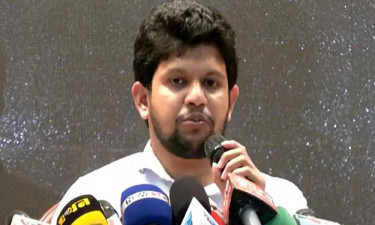সন্ত্রাসীদের গ্রেপ্তারে ও বিচারে সহযোগিতা করুন: মাহফুজ আলম