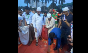 সোহরাওয়ার্দী উদ্যান-ঢাবি ক্যাম্পাস পরিষ্কার করছে জামায়াত