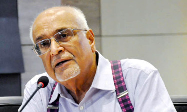 দেশের ইতিহাসে প্রথমবার ‘নন-ডিসক্লোজার অ্যাগ্রিমেন্ট’ দেখলাম: দেবপ্রিয়