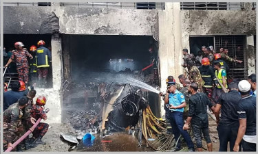 ঢাকায় বিমান বিধ্বস্তে ১৯ জন নিহত, জানালো ফায়ার সার্ভিস