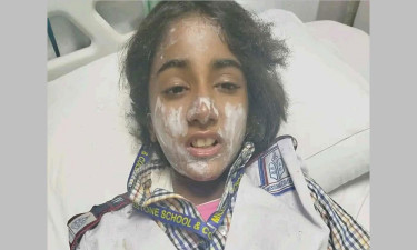 ‘খালপাড় ২ নম্বর ব্রিজ’ ছাড়া কিছুই বলতে পারছে না রাফিয়া