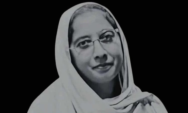 আত্মত্যাগ ও বীরত্বের অনন্য দৃষ্টান্ত শিক্ষিকা মেহেরীন চৌধুরী