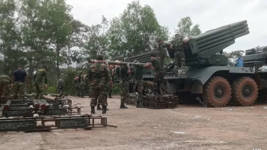 কম্বোডিয়ার সঙ্গে সংঘর্ষের জেরে থাইল্যান্ডে সামরিক আইন জারি