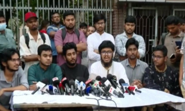 কেন্দ্রীয় বাদে বৈষম্যবিরোধী ছাত্র আন্দোলনের সব কমিটি স্থগিত
