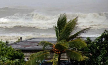 রাতের মধ্যে ১৫ জেলায় ঝড়ের আভাস, নদীবন্দরে সতর্ক সংকেত