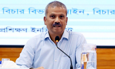 সংস্কারের দাবি উপেক্ষা করা পরবর্তী সরকারের জন্য সহজ হবে না: আসিফ নজরুল