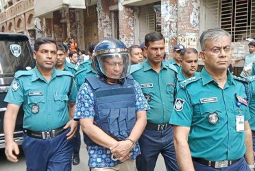 হেলিকপ্টার থেকে গুলি ও ব্লক রেইডের সিদ্ধান্ত আসে রাজনৈতিকভাবে