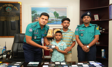 ডিএমপির উদ্যোগে হারানো মোবাইল ফেরত পেলেন ১৬০ জন