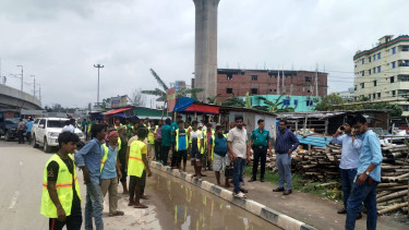 মাইলস্টোন এলাকায় ৬০০ টাকায় পানি বিক্রি, ডিএনসিসির মোবাইল কোর্টে উচ্ছেদ ও জরিমানা