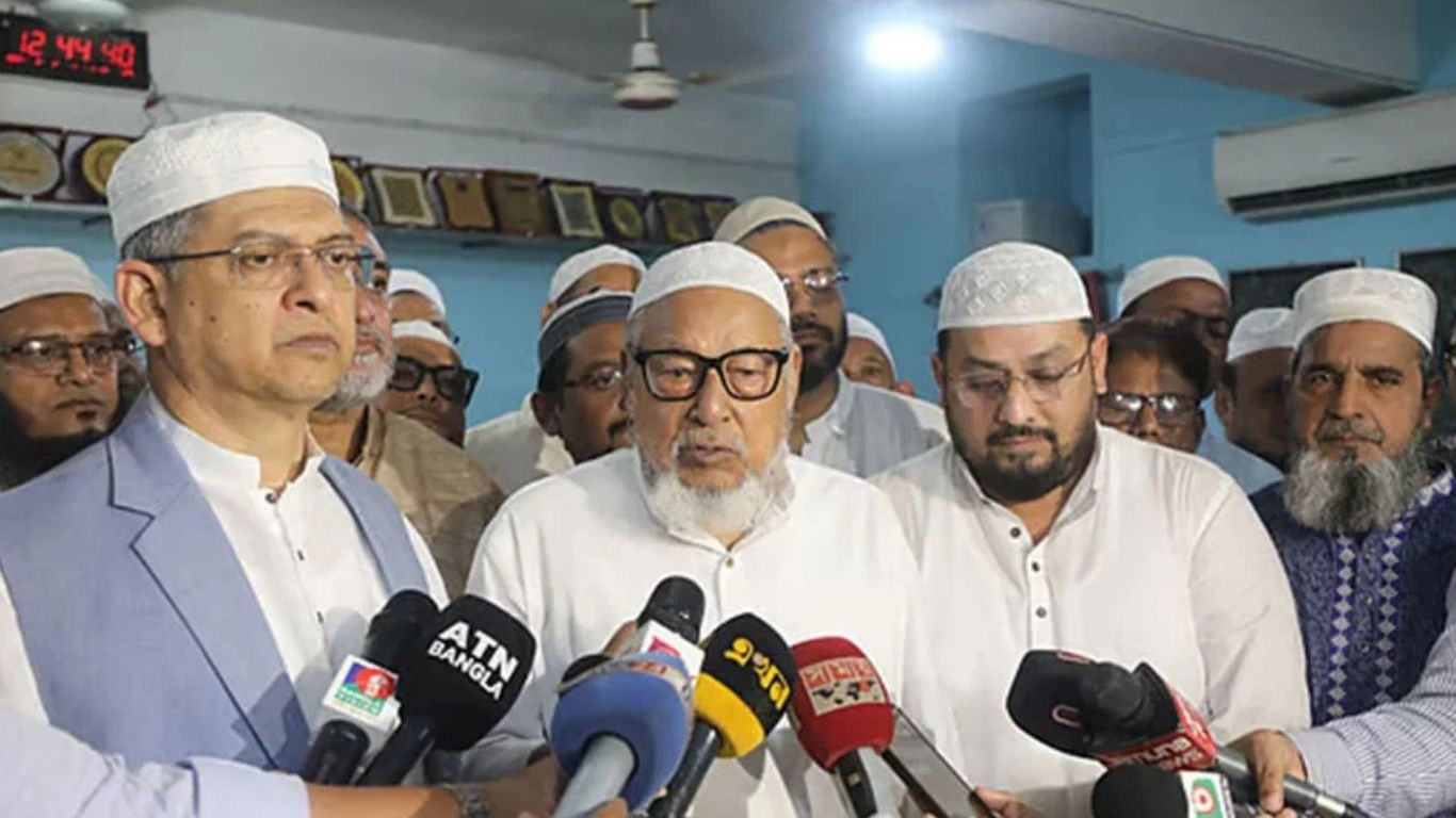 ফেব্রুয়ারিতে নির্বাচন হওয়ার পথে কোনো বাধা দেখছি না : নজরুল ইসলাম