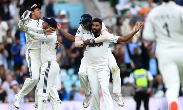 রুদ্ধশ্বাস ম্যাচে ইংল্যান্ডকে হারিয়ে সিরিজ ড্র করল ভারত