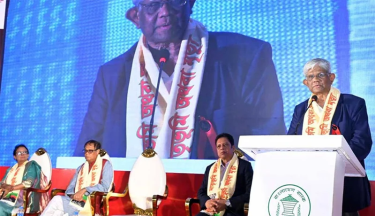 আর্থিক খাতকে খাদের কিনারা থেকে স্থিতিশীলতার পথে আনা হয়েছে: অর্থ উপদেষ্টা