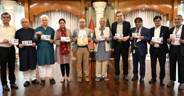 জুলাই গণ-অভ্যুত্থান স্মরণে স্মারক ডাকটিকিট অবমুক্ত প্রধান উপদেষ্টার