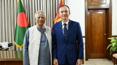প্রধান উপদেষ্টার সঙ্গে ডাচ রাষ্ট্রদূতের বিদায়ী সাক্ষাৎ