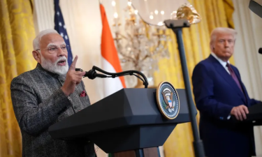 মার্কিন শুল্কের জেরে ৩৫০ কোটি ডলারের অস্ত্র কেনা স্থগিত করলো ভারত