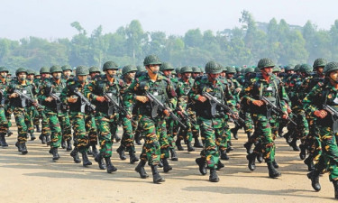 সেনায় গণতন্ত্রে উত্তরণ অপেক্ষায় নির্বাচন