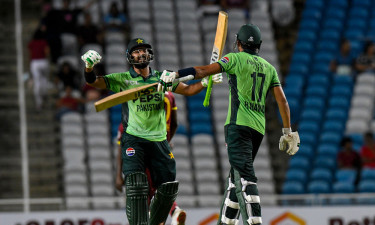 অভিষিক্ত হাসানের ব্যাটে ভর করে পাকিস্তানের দারুণ জয়