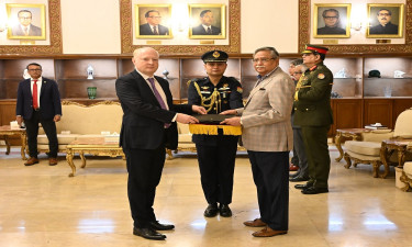 বাংলাদেশে জার্মানির নতুন রাষ্ট্রদূতের দায়িত্ব গ্রহণ