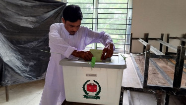 আগামী নির্বাচনে তরুণ ভোটারদের জন্য থাকবে আলাদা বুথ