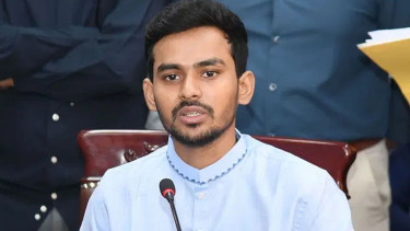 তফসিল ঘোষণার আগেই উপদেষ্টার পদ ছাড়ছেন আসিফ মাহমুদ