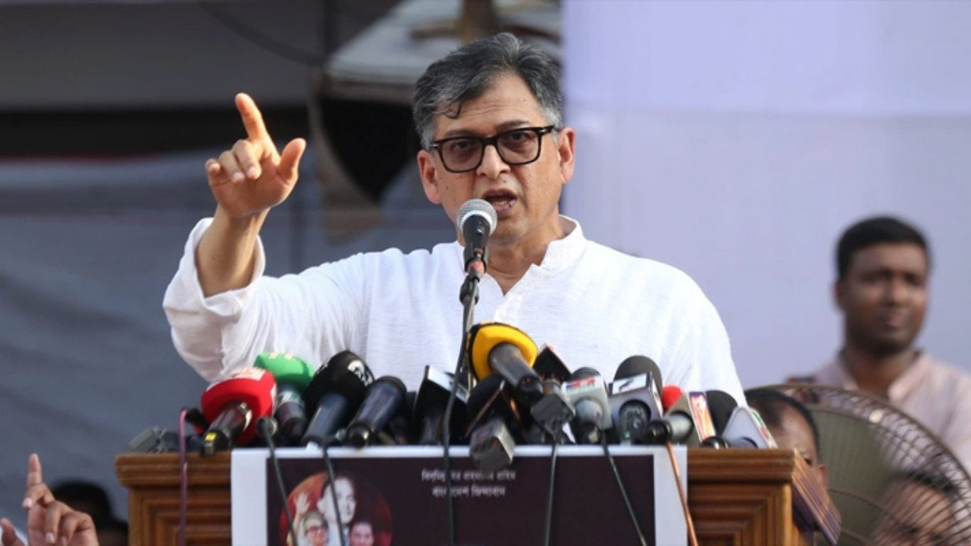 চাঁদাবাজির ঘটনায় কোনো উপদেষ্টা জড়িত কি না, স্পষ্ট করা দরকার: সালাহউদ্দিন