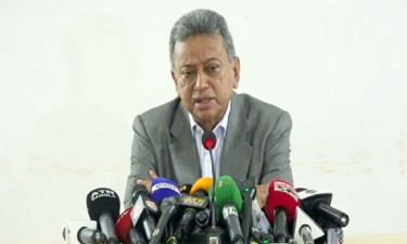 টাকা ছেপে নয়, দেশ গড়তে লাগবে বিনিয়োগ: আমীর খসরু