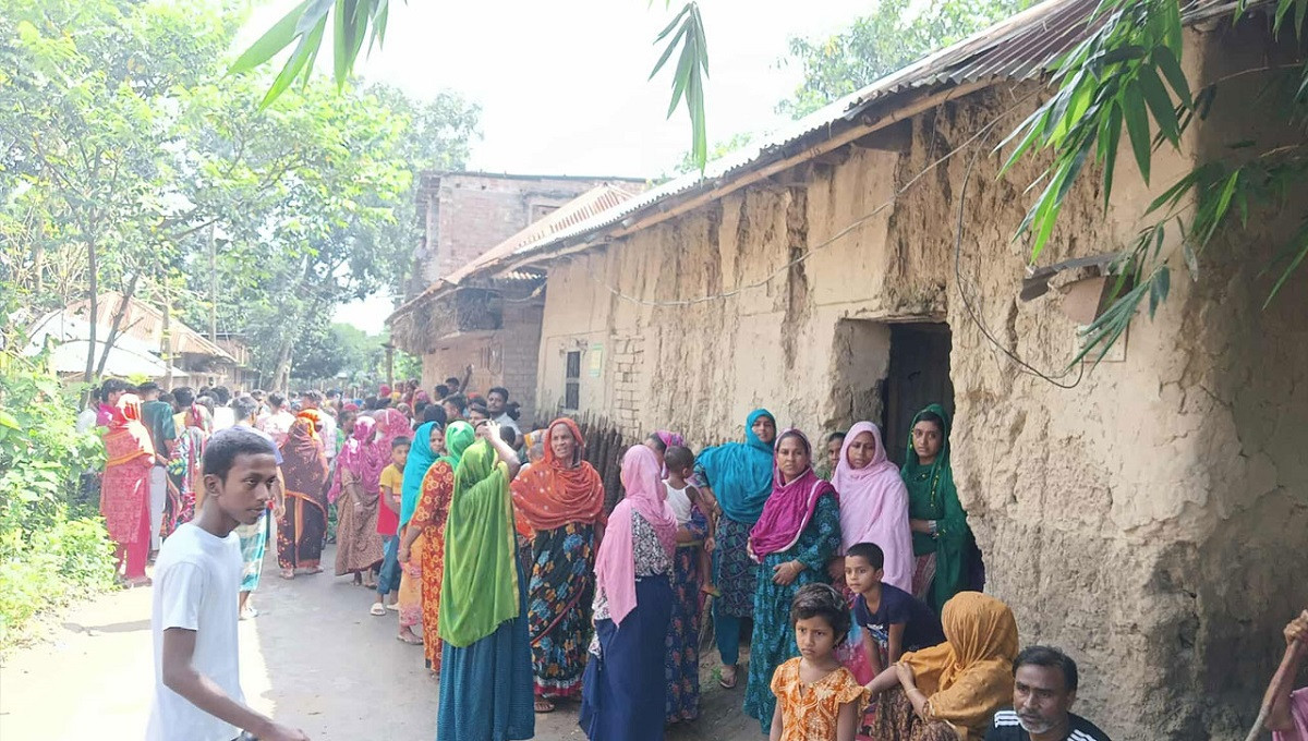 রাজশাহীতে ঋণের দায়ে স্ত্রী-সন্তানদের হত্যা, পরে স্বামীর আত্মহত্যা