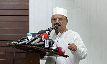 গণতন্ত্র এখনো নাগালের বাইরে, নির্বাচন নিয়ে শঙ্কা রয়েছে: গয়েশ্বর