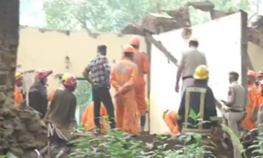 দিল্লিতে ধসে পড়ল মুঘল সম্রাট হুমায়ুনের সমাধি, নিহত ৫