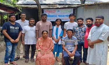 শ্রমিকের কাজ করা শিক্ষক গয়ানাথ সরকারের পাশে বসুন্ধরা শুভসংঘ