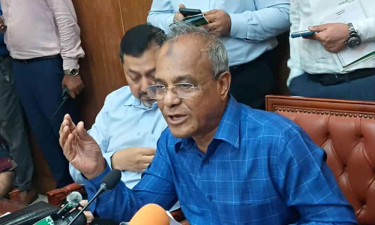 ঢাকার বাইরে মব চলছে, কমাতে কাজ করছে সরকার: স্বরাষ্ট্র উপদেষ্টা