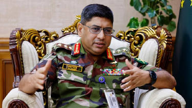 সুষ্ঠু নির্বাচনে সহযোগিতা করতে প্রস্তুত সেনাবাহিনী: ওয়াকার-উজ-জামান