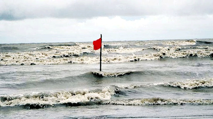 চার সমুদ্রবন্দরে ৩ নম্বর স্থানীয় সতর্ক সংকেত বলবৎ