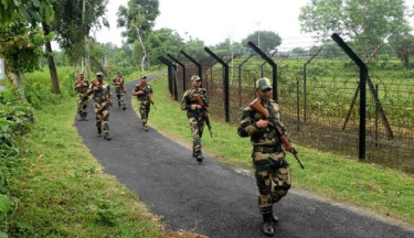 বিএসএফের হাতে বাংলাদেশের পুলিশ কর্মকর্তা আটক