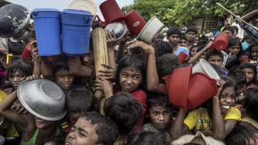 রোহিঙ্গা ঢলের ৮ বছর, বাড়ছে সংকট কমছে সহযোগিতা