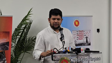 নিউইয়র্কে উপদেষ্টা মাহফুজ আলমকে হেনস্তার চেষ্টা