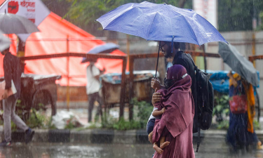 সারা দেশে বজ্রবৃষ্টির আভাস, কমবে তাপমাত্রা