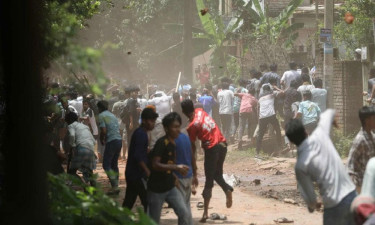 চবি শিক্ষার্থীদের সঙ্গে স্থানীয়দের সংঘর্ষ, নিয়ন্ত্রণে ১৪৪ ধারা জারি