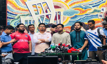 ‘যারা দিল্লির বয়ান শোনাচ্ছে, শিক্ষার্থীরা তাদের লাল কার্ড দেখাবে’