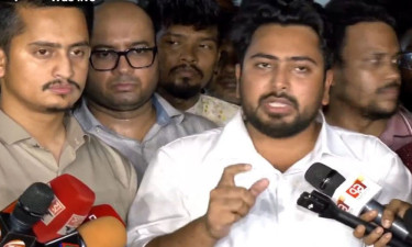 দেশে অস্থিতিশীলতা তৈরির চেষ্টা করা হচ্ছে: নাহিদ