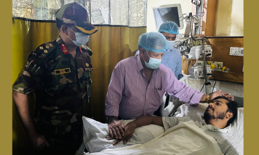 নুরের খোঁজ খবর নিতে ঢামেকে নৌপরিবহন উপদেষ্টা