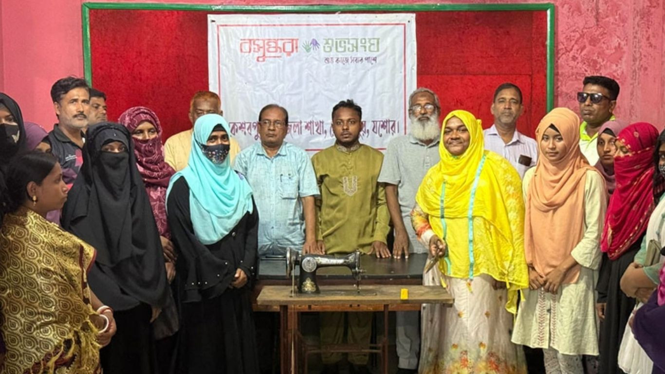 বসুন্ধরা শুভসংঘের উদ্যোগে কেশবপুরে সেলাই প্রশিক্ষণ শুরু
