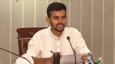 নির্বাচন নয়, আ. লীগকে পুনর্বাসনের চেষ্টা চলছে: উপদেষ্টা আসিফ