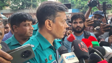 উৎসবমুখর ও শান্তিপূর্ণ পরিবেশে চলছে ডাকসু নির্বাচন: ডিসি মাসুদ